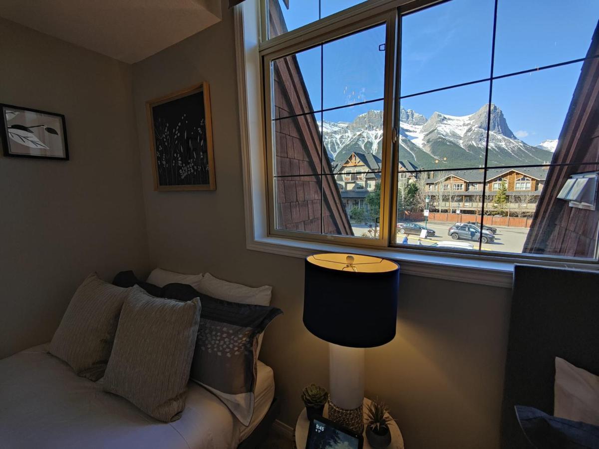 The Lambeth By Samsara Resort Private Entry Panorama Top View 2Br And 2Bth Canmore Eksteriør bilde