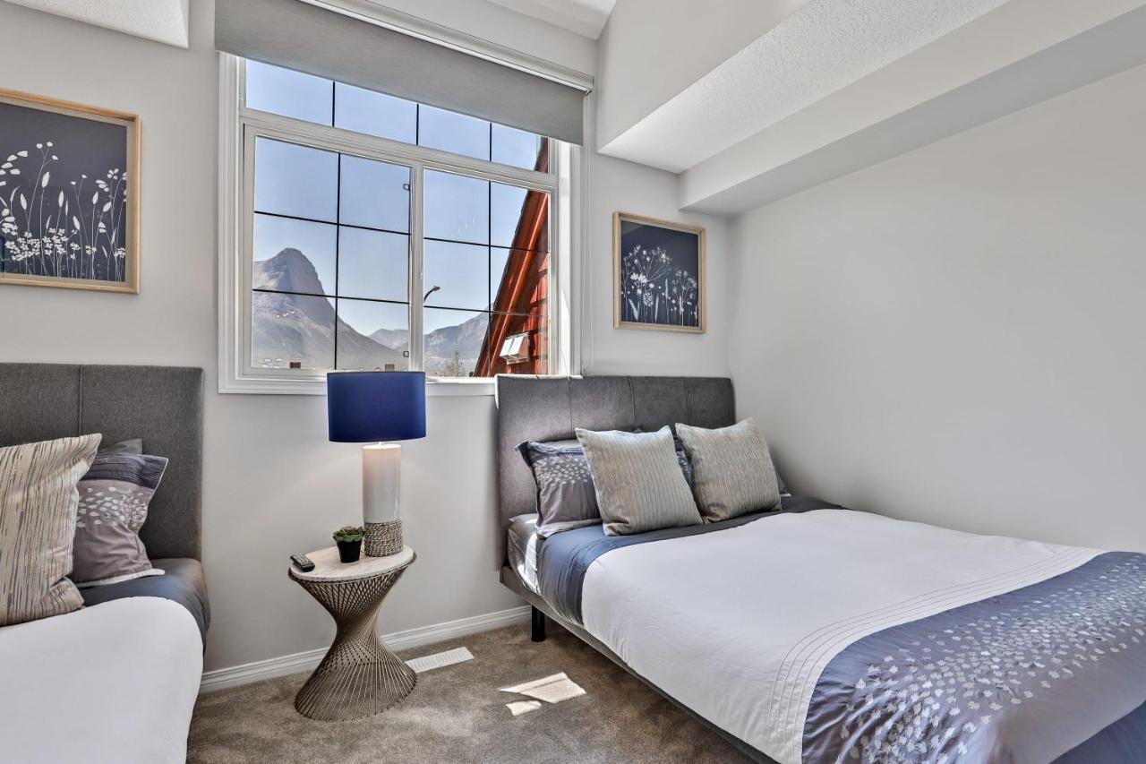 The Lambeth By Samsara Resort Private Entry Panorama Top View 2Br And 2Bth Canmore Eksteriør bilde