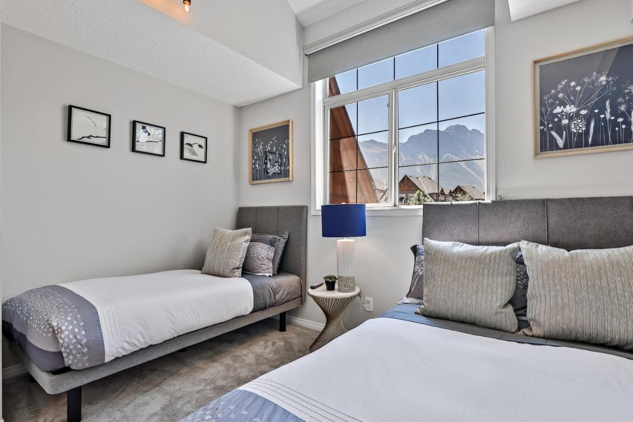 The Lambeth By Samsara Resort Private Entry Panorama Top View 2Br And 2Bth Canmore Eksteriør bilde